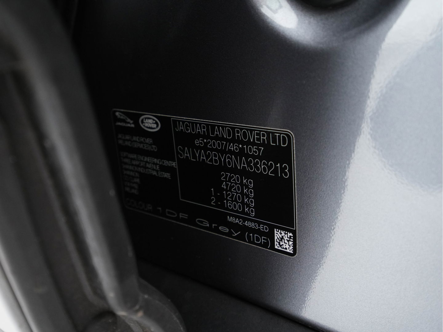 Land Rover Range Rover Velar 2.0 P400e R-Dynamic HSE Plug-In (INCL-BTW) *PANO | LUXURY-LEATHER | ADAPTIVE-CRUISE | FULL-LED | BLIND-SPOT | MEMORY-PACK | MERIDIAN-SOUND | HEATED-COMFORTSEATS | DIGI-COCKPIT | CAMERA | KEYLESS | DAB+ | SHIFT-PADDLES | ...