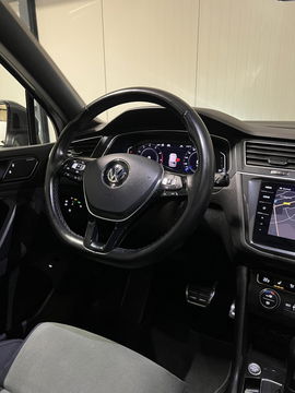 Volkswagen Tiguan 1.5 TSI R-line Pano Virtual Camera NAP VOL