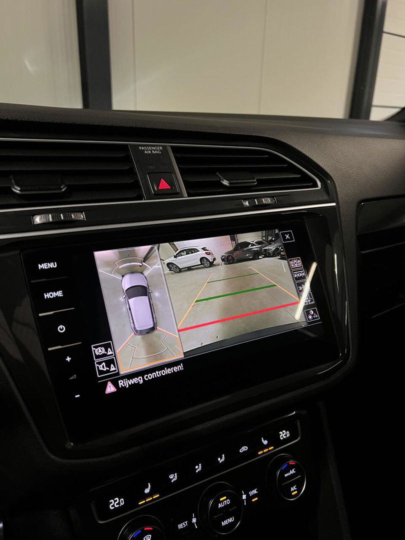 Volkswagen Tiguan 1.5 TSI R-line Pano Virtual Camera NAP VOL