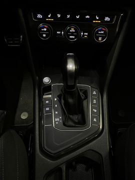 Volkswagen Tiguan 1.5 TSI R-line Pano Virtual Camera NAP VOL