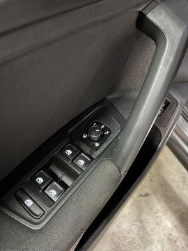 Volkswagen Tiguan 1.5 TSI R-line Pano Virtual Camera NAP VOL