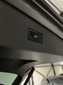 Volkswagen Tiguan 1.5 TSI R-line Pano Virtual Camera NAP VOL