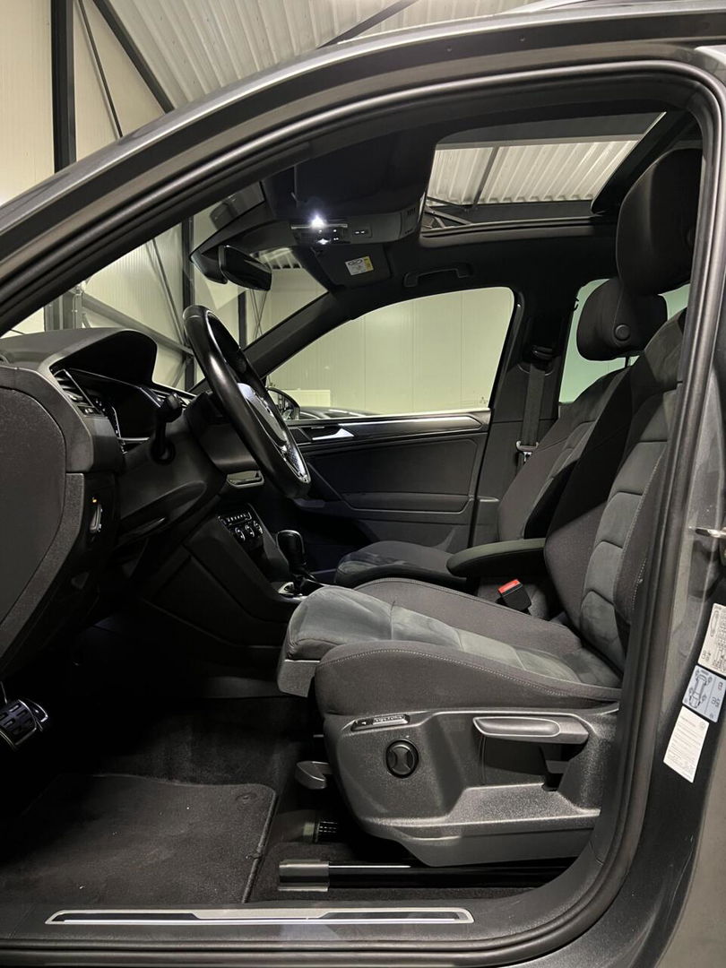Volkswagen Tiguan 1.5 TSI R-line Pano Virtual Camera NAP VOL