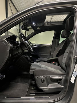Volkswagen Tiguan 1.5 TSI R-line Pano Virtual Camera NAP VOL