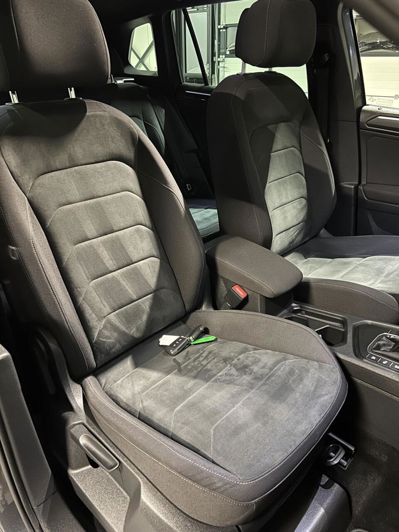 Volkswagen Tiguan 1.5 TSI R-line Pano Virtual Camera NAP VOL