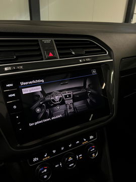 Volkswagen Tiguan 1.5 TSI R-line Pano Virtual Camera NAP VOL