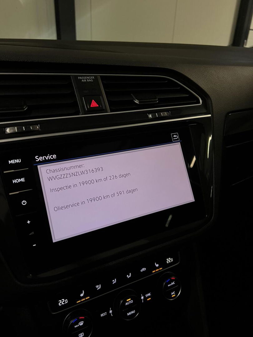 Volkswagen Tiguan 1.5 TSI R-line Pano Virtual Camera NAP VOL