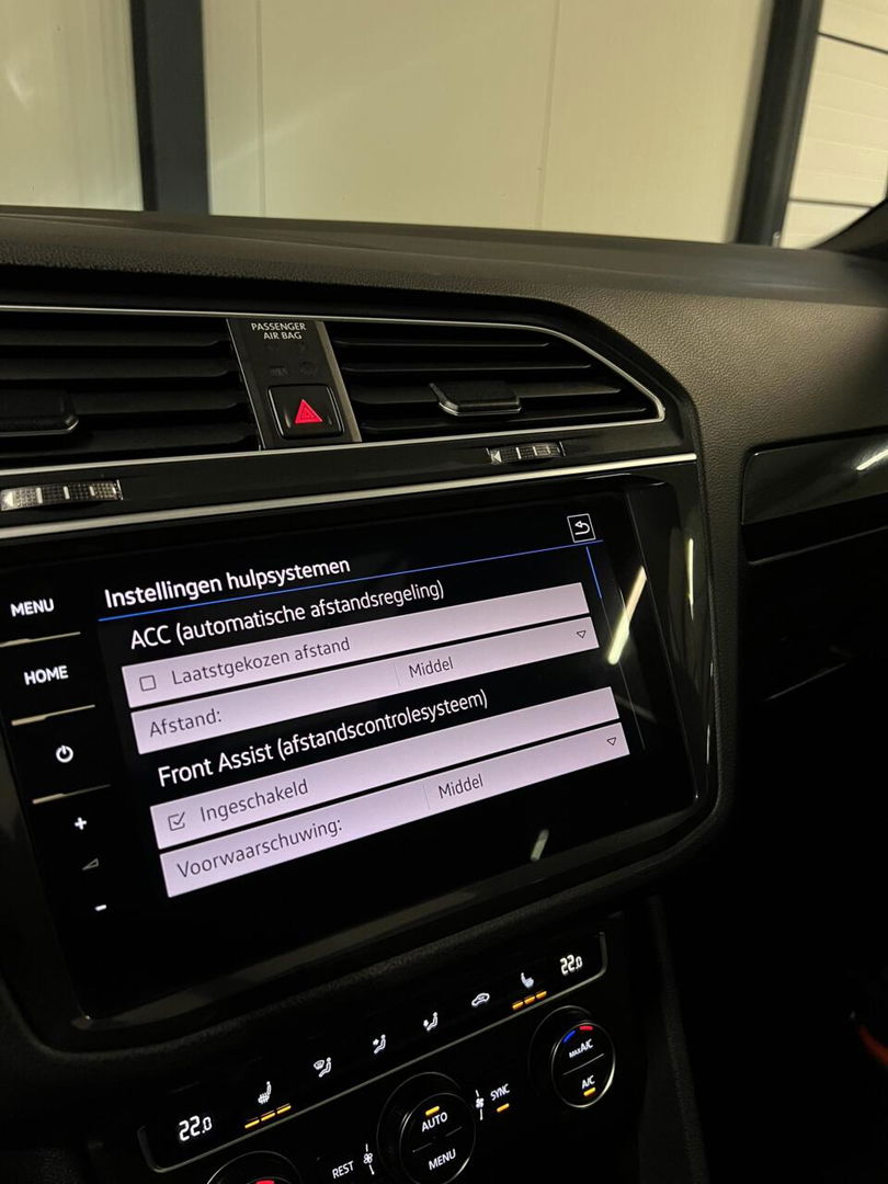 Volkswagen Tiguan 1.5 TSI R-line Pano Virtual Camera NAP VOL