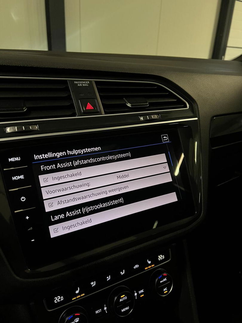 Volkswagen Tiguan 1.5 TSI R-line Pano Virtual Camera NAP VOL