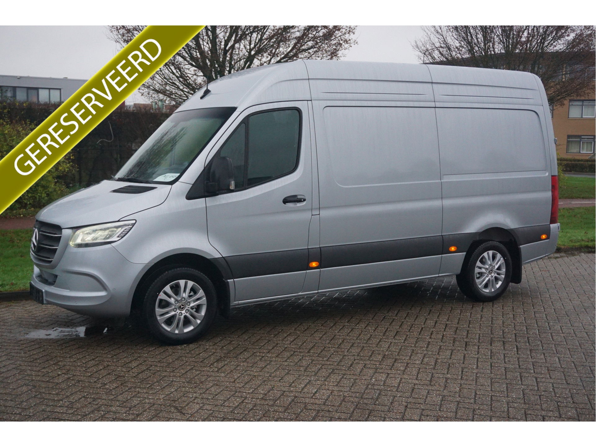 Mercedes-Benz Sprinter 319CDI Select L2H2 BPM VRIJ!! 10.25" Mbux, ACC, LED, 17" LM 3.5T Trekhaak!! NR. 701