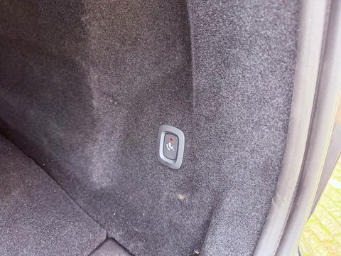 Volvo XC60 2.0 T8 Plug-in hybrid AWD Plus Black Edition Pano l 21 inc l 360