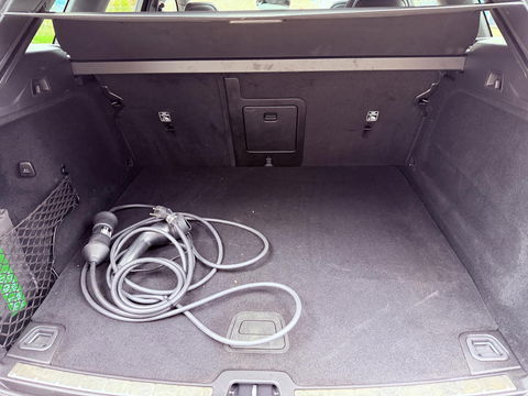 Volvo XC60 2.0 T8 Plug-in hybrid AWD Plus Black Edition Pano l 21 inc l 360