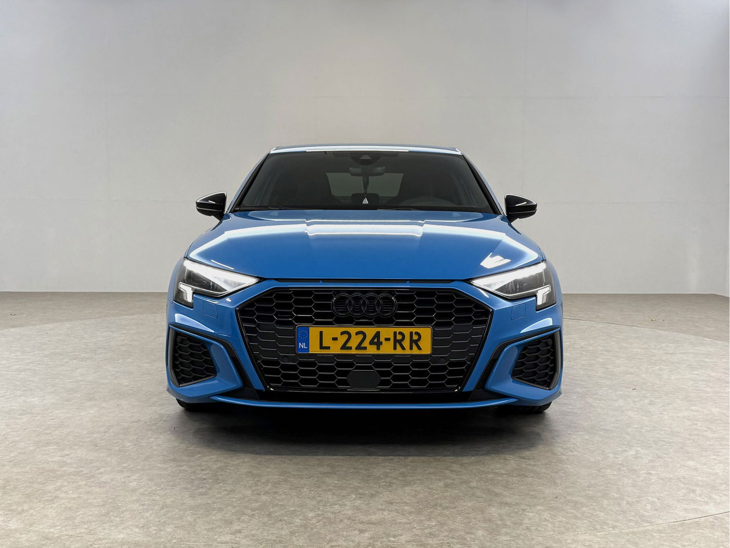 Audi A3 30 TFSI S-line Turbo Blue | Virtual | Carplay | Trekh. | Cruise | Navi | Parkeersens. | NAP