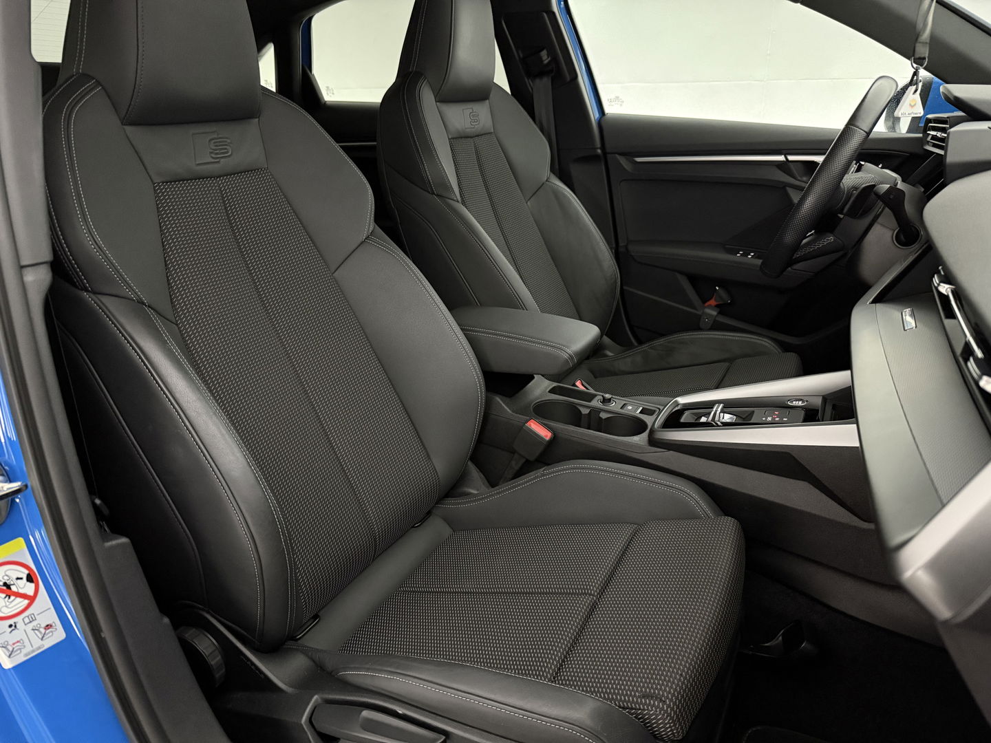 Audi A3 30 TFSI S-line Turbo Blue | Virtual | Carplay | Trekh. | Cruise | Navi | Parkeersens. | NAP