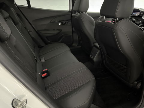 Peugeot 2008 1.2 PureTech GT-Line | Pano | Sfeerverl. | Virtual | Camera | Carplay | Dodehoek | NAP