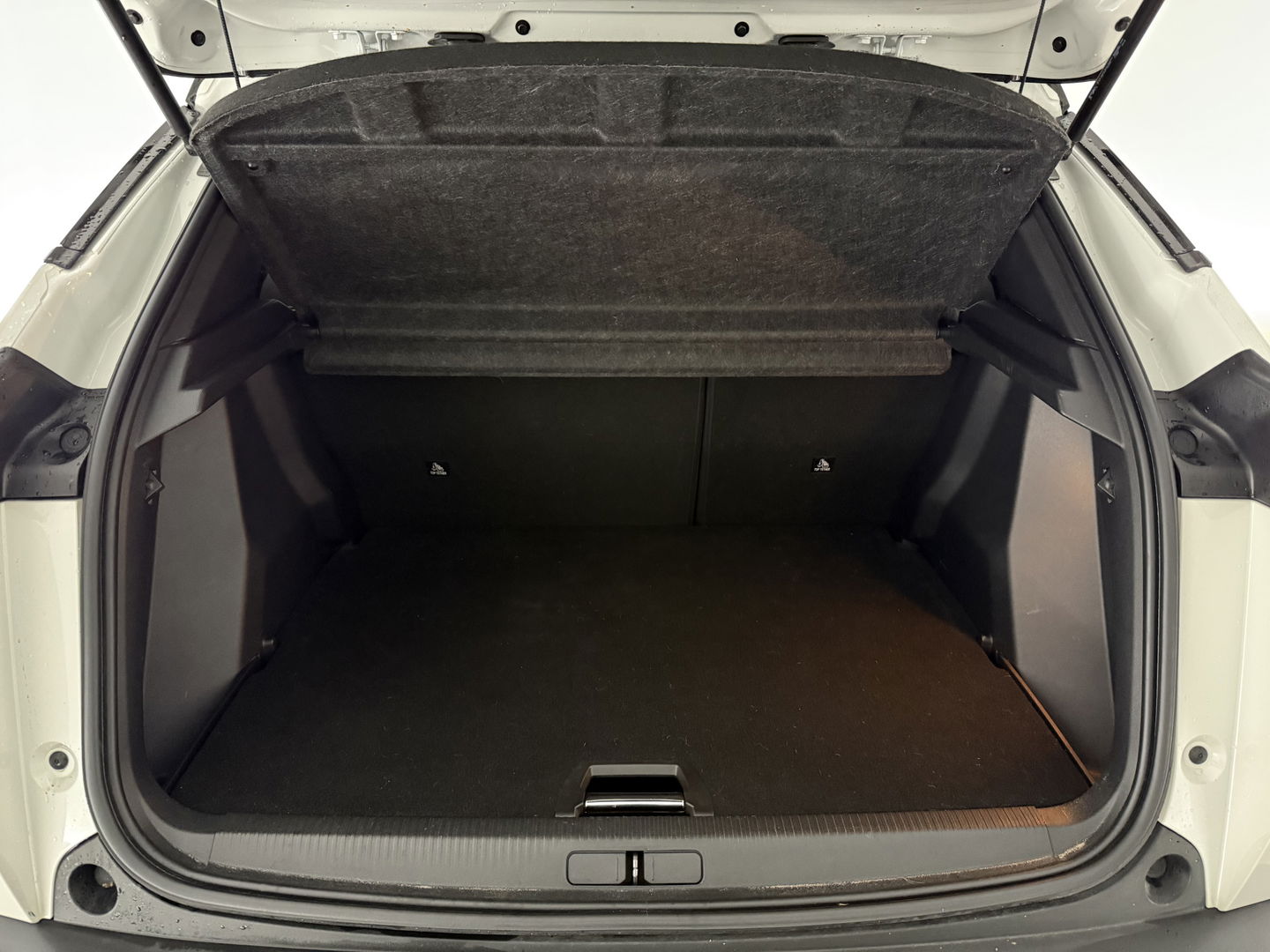 Peugeot 2008 1.2 PureTech GT-Line | Pano | Sfeerverl. | Virtual | Camera | Carplay | Dodehoek | NAP