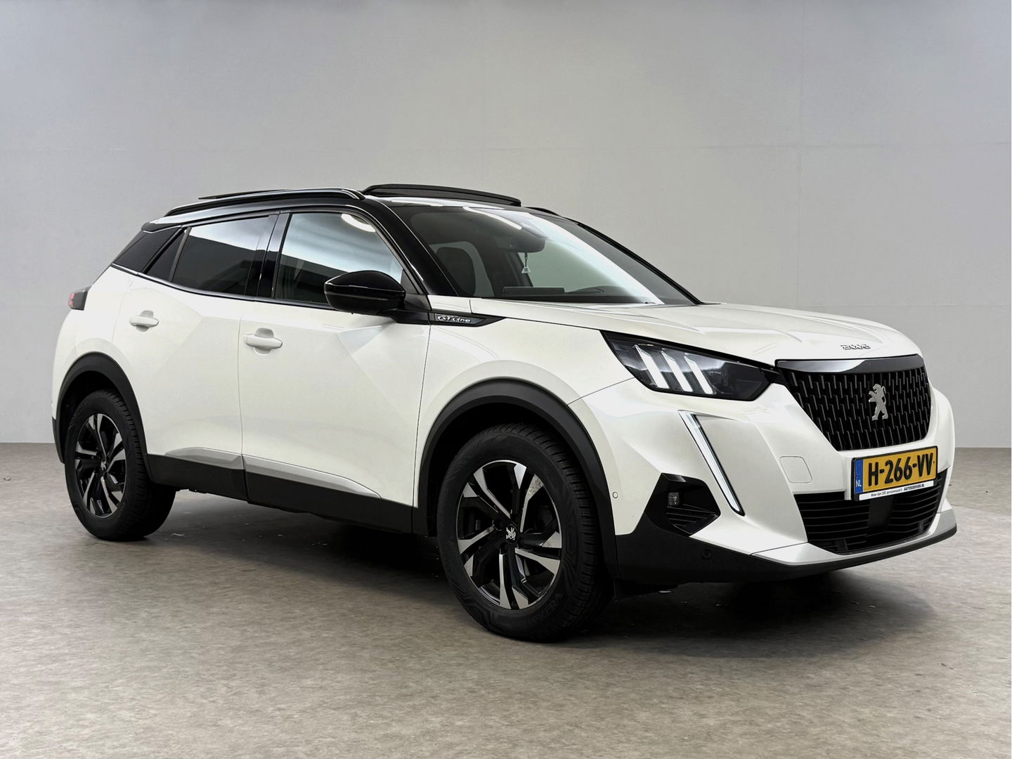 Peugeot 2008 1.2 PureTech GT-Line | Pano | Sfeerverl. | Virtual | Camera | Carplay | Dodehoek | NAP