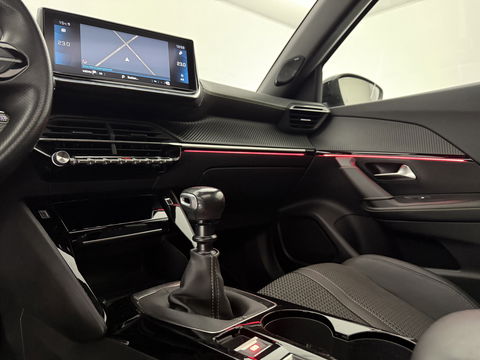 Peugeot 2008 1.2 PureTech GT-Line | Pano | Sfeerverl. | Virtual | Camera | Carplay | Dodehoek | NAP