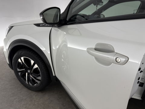 Peugeot 2008 1.2 PureTech GT-Line | Pano | Sfeerverl. | Virtual | Camera | Carplay | Dodehoek | NAP