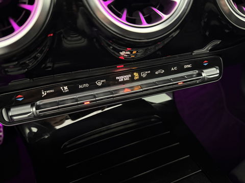 Mercedes-Benz CLA-Klasse Shooting Brake 200 AMG | Pano | Sfeerverl. | Virtual | Camera | Trekh. | Carplay | LED | NAP