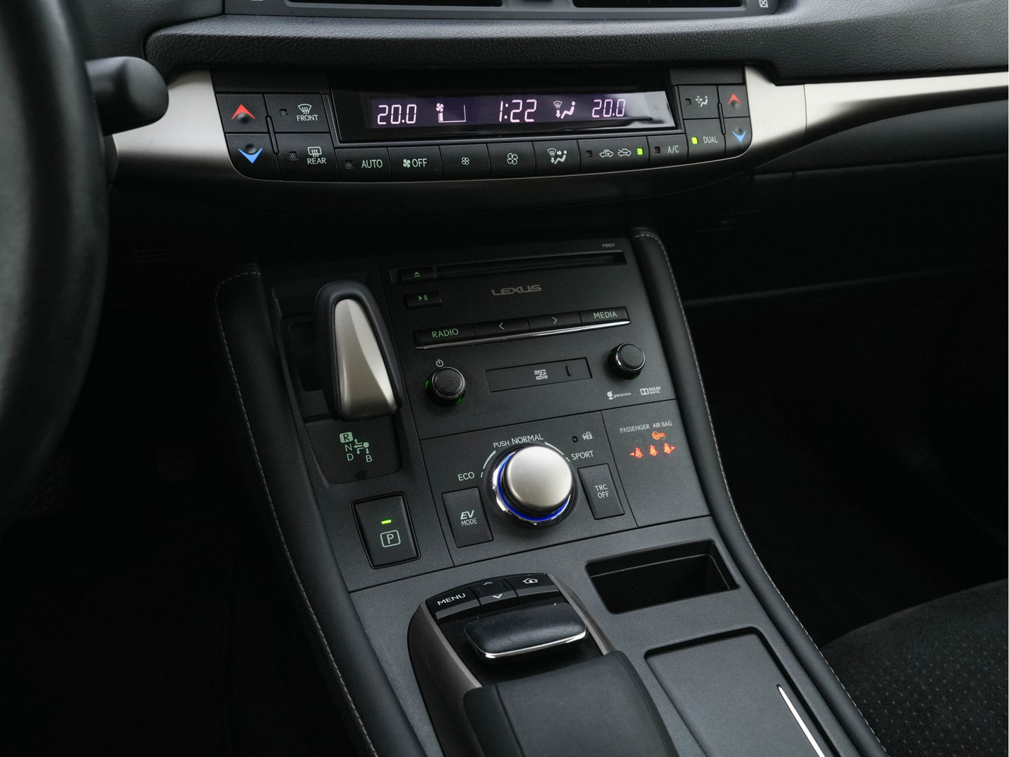 Lexus CT 200h Business Line Aut. *NAVI-FULLMAP | ALCANTARA | COMFORT-SEATS | CAMERA | ECC | CRUISE | 16''ALU*