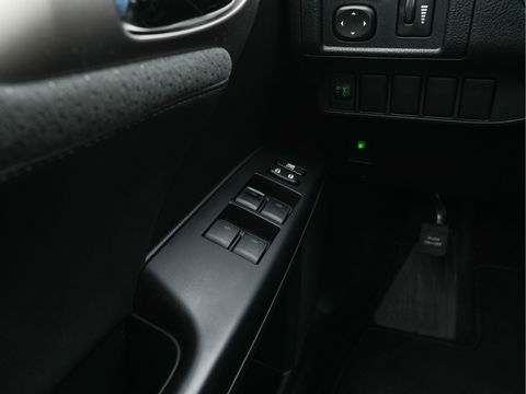 Lexus CT 200h Business Line Aut. *NAVI-FULLMAP | ALCANTARA | COMFORT-SEATS | CAMERA | ECC | CRUISE | 16''ALU*