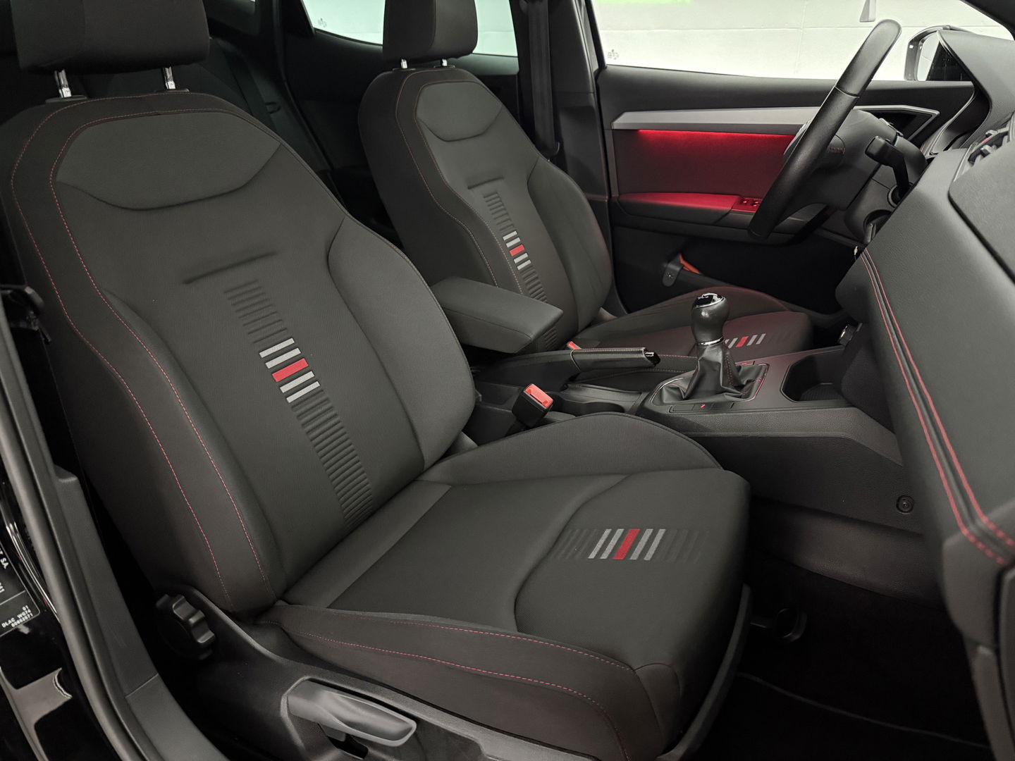 SEAT Ibiza 1.0 TSI FR Business Intense | Sfeerverl. | Camera | Carplay | Cruise | Parkeersens. | NAP