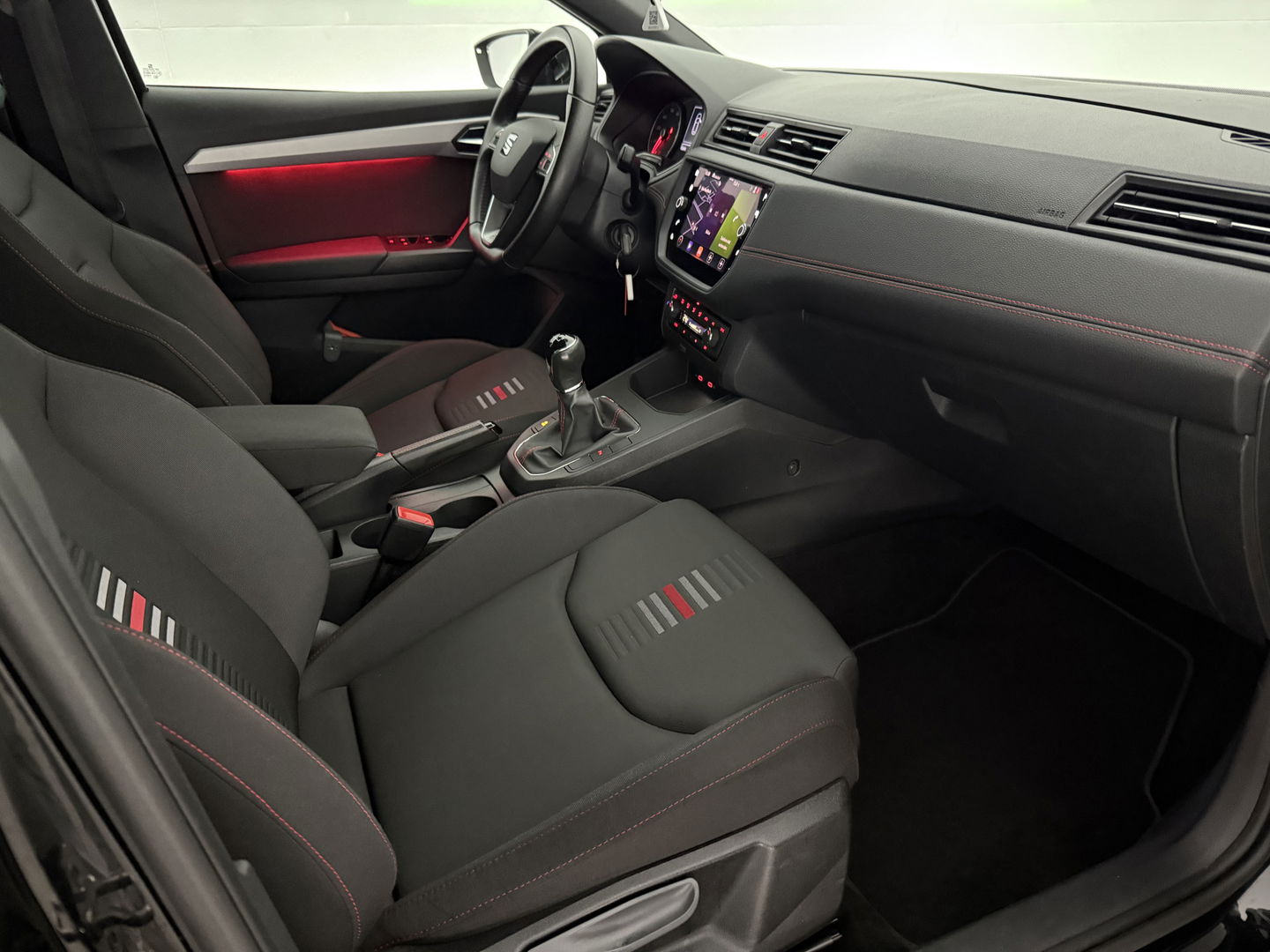 SEAT Ibiza 1.0 TSI FR Business Intense | Sfeerverl. | Camera | Carplay | Cruise | Parkeersens. | NAP