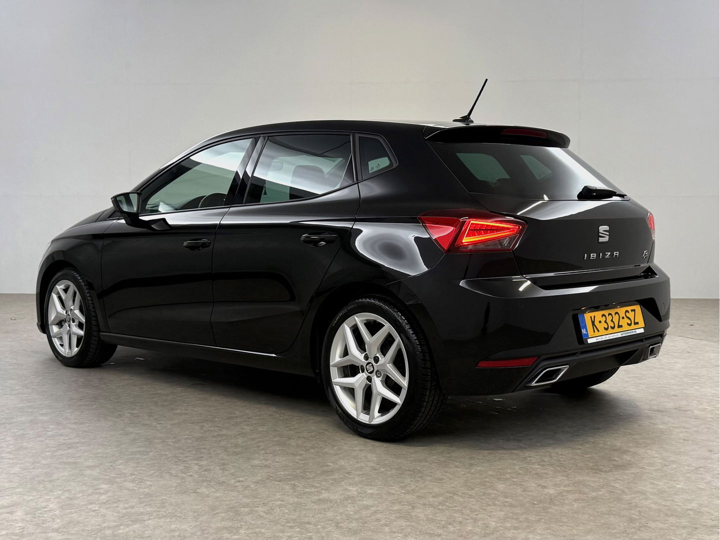 SEAT Ibiza 1.0 TSI FR Business Intense | Sfeerverl. | Camera | Carplay | Cruise | Parkeersens. | NAP