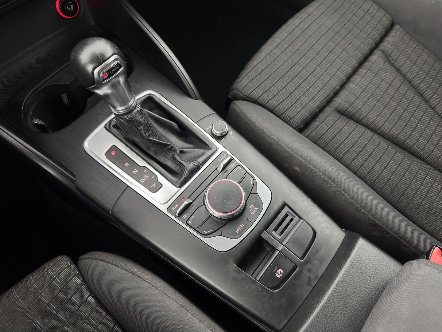 Audi A3 Sportback 1.2 TFSI Ambition Pro Line plus Aut. *NAVI-FULLMAP | XENON | SPORT-SEATS | ECC | CRUISE | 18''ALU*