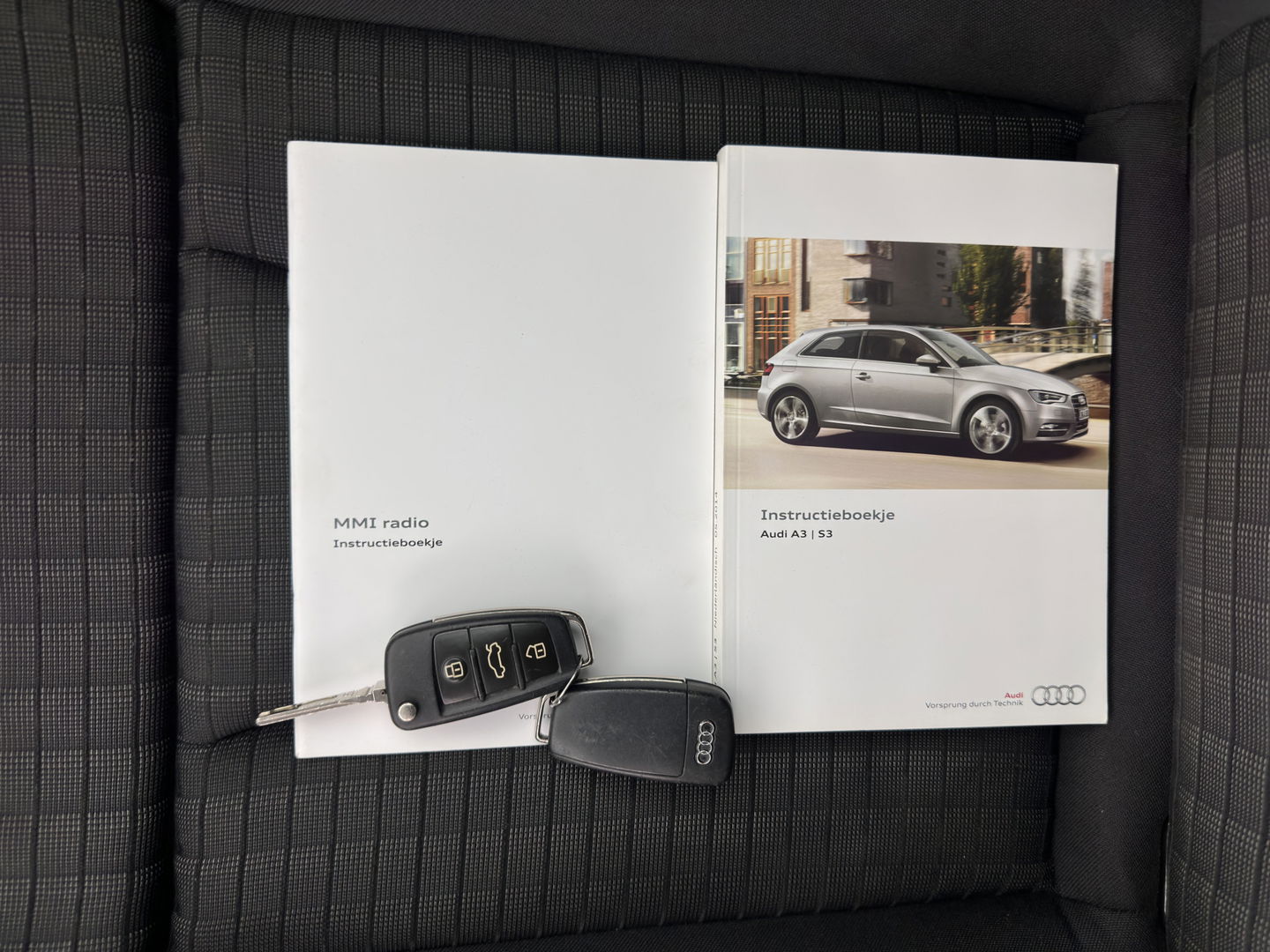 Audi A3 Sportback 1.2 TFSI Ambition Pro Line plus Aut. *NAVI-FULLMAP | XENON | SPORT-SEATS | ECC | CRUISE | 18''ALU*