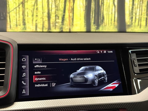 Audi A1 Sportback 40 TFSI S Line edition one | 200 PK! | Adaptieve Cruise Control | Keyless Go/Entry | Parkeersensoren Achter | Stoelverwarming | Bluetooth | DAB | Airconditioning | Navigatie |