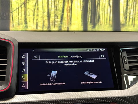 Audi A1 Sportback 40 TFSI S Line edition one | 200 PK! | Adaptieve Cruise Control | Keyless Go/Entry | Parkeersensoren Achter | Stoelverwarming | Bluetooth | DAB | Airconditioning | Navigatie |