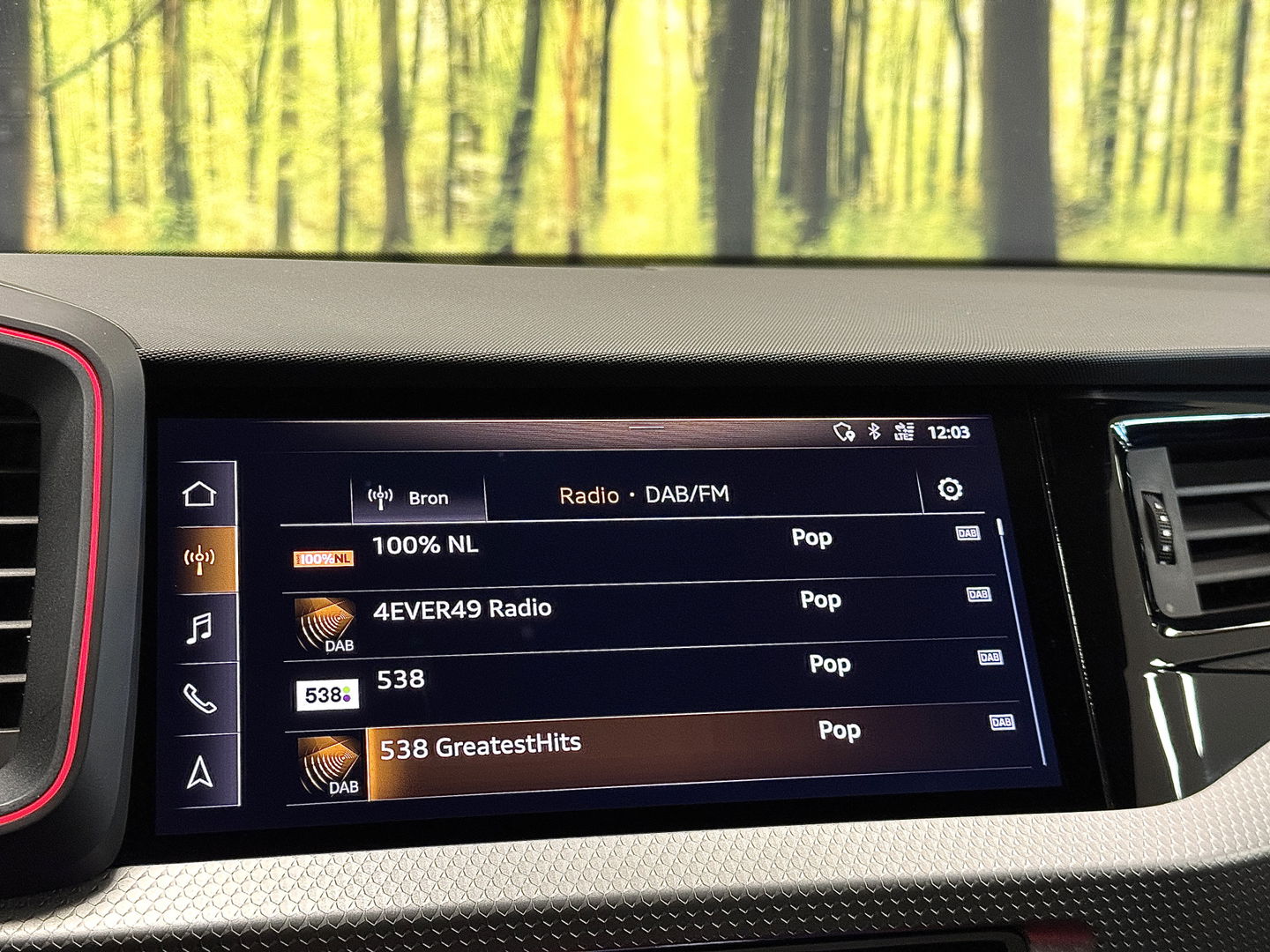 Audi A1 Sportback 40 TFSI S Line edition one | 200 PK! | Adaptieve Cruise Control | Keyless Go/Entry | Parkeersensoren Achter | Stoelverwarming | Bluetooth | DAB | Airconditioning | Navigatie |