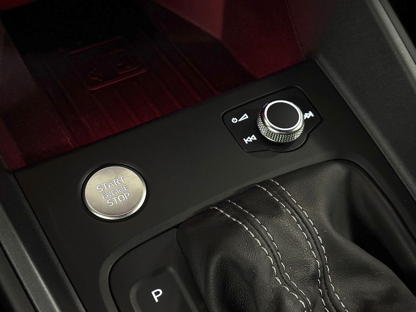 Audi A1 Sportback 40 TFSI S Line edition one | 200 PK! | Adaptieve Cruise Control | Keyless Go/Entry | Parkeersensoren Achter | Stoelverwarming | Bluetooth | DAB | Airconditioning | Navigatie |