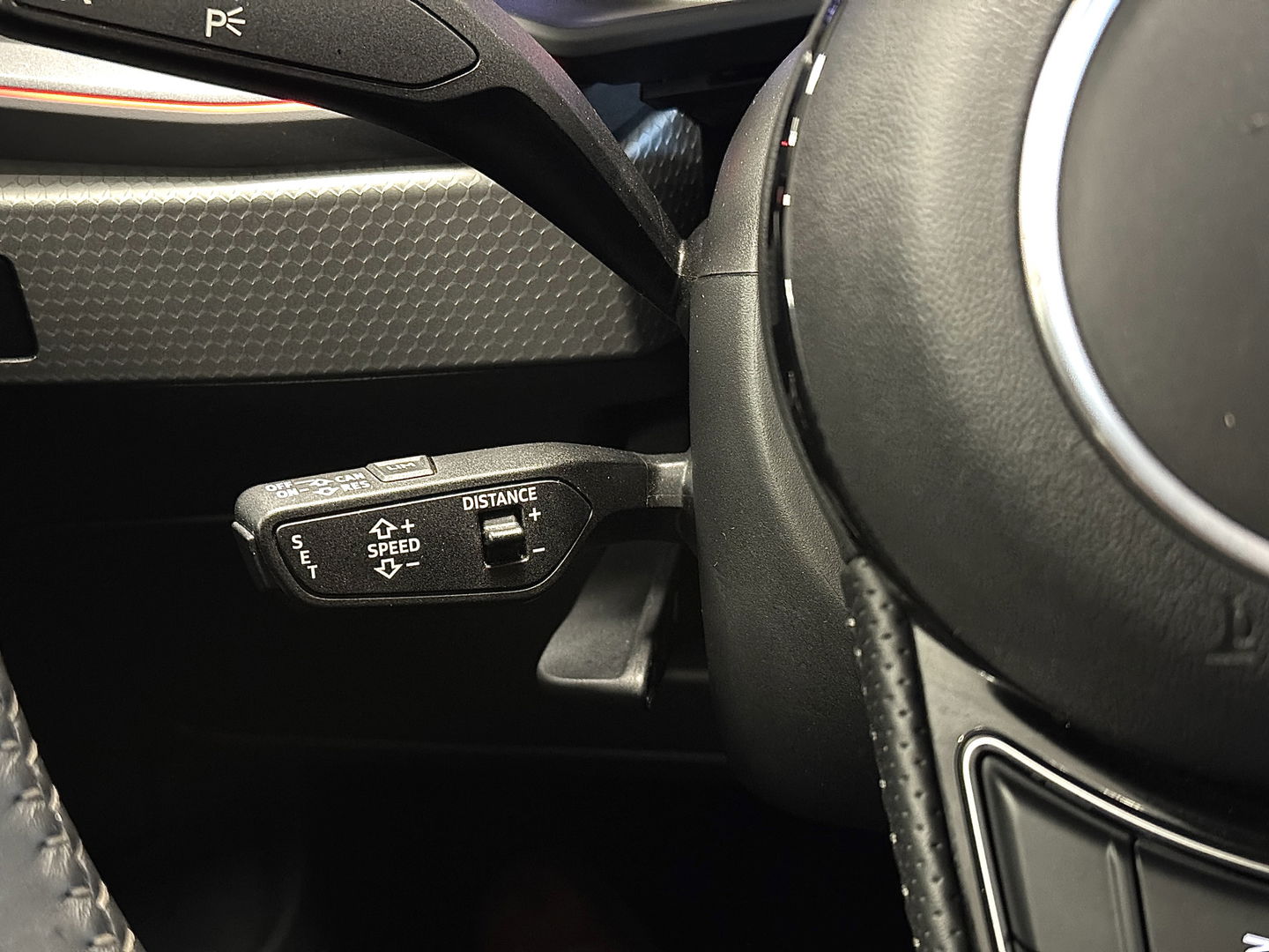 Audi A1 Sportback 40 TFSI S Line edition one | 200 PK! | Adaptieve Cruise Control | Keyless Go/Entry | Parkeersensoren Achter | Stoelverwarming | Bluetooth | DAB | Airconditioning | Navigatie |