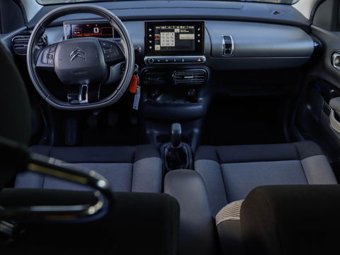 Citroën C4 Cactus 1.2 VTi Shine Nieuwe Distributie | 4x nieuwe banden