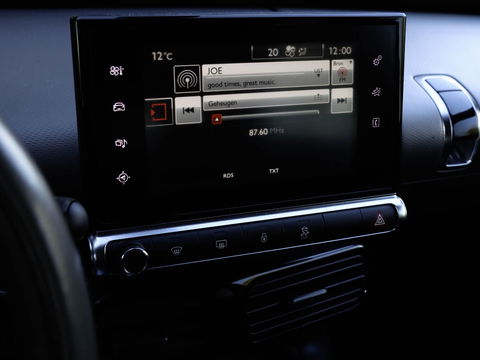 Citroën C4 Cactus 1.2 VTi Shine Nieuwe Distributie | 4x nieuwe banden