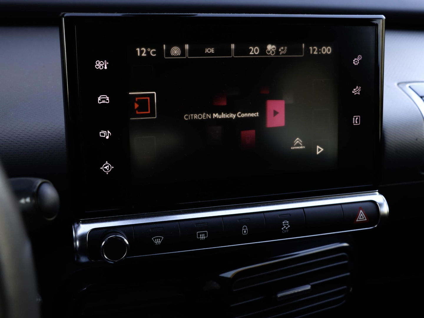 Citroën C4 Cactus 1.2 VTi Shine Nieuwe Distributie | 4x nieuwe banden