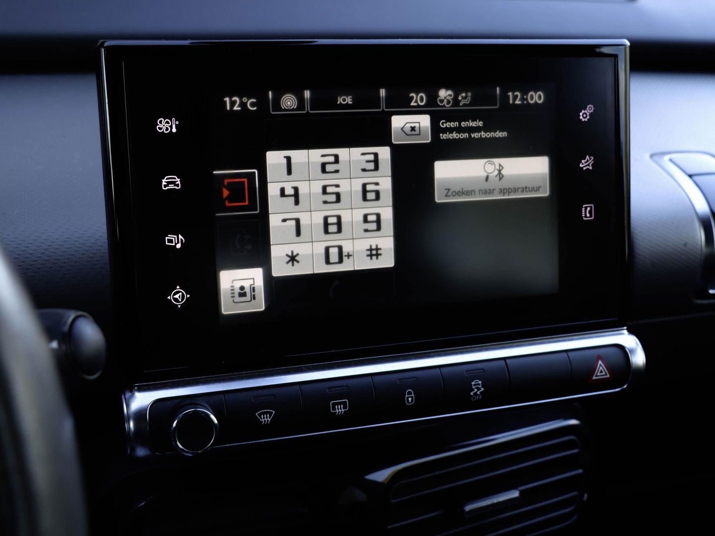 Citroën C4 Cactus 1.2 VTi Shine Nieuwe Distributie | 4x nieuwe banden