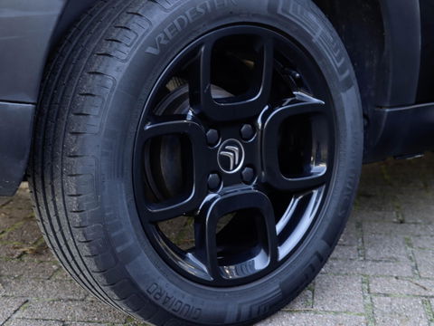 Citroën C4 Cactus 1.2 VTi Shine Nieuwe Distributie | 4x nieuwe banden