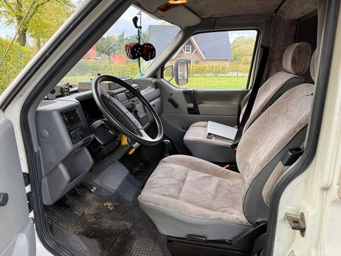 Volkswagen 70 x0d Camper Alkoof