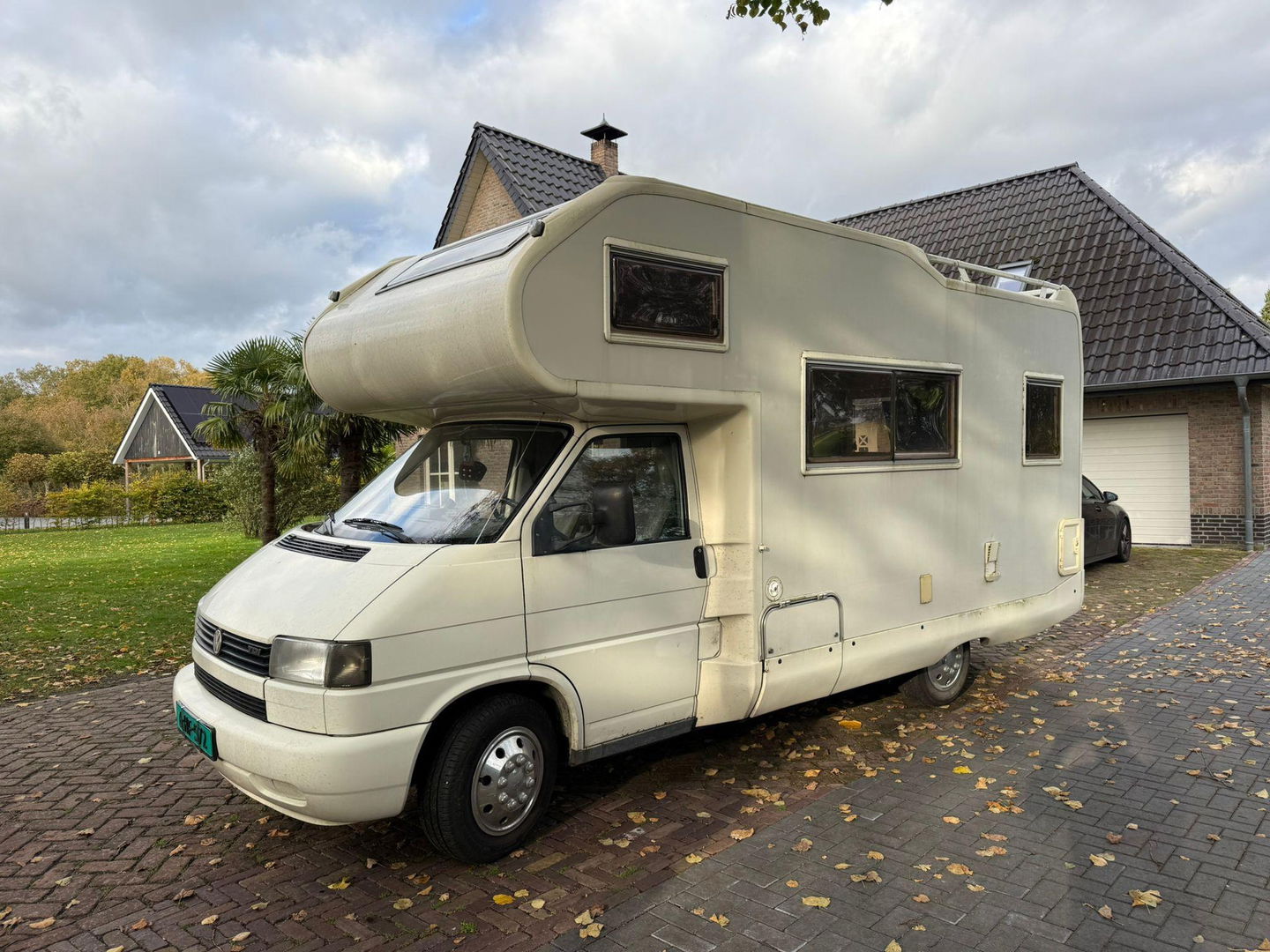 Volkswagen 70 x0d Camper Alkoof