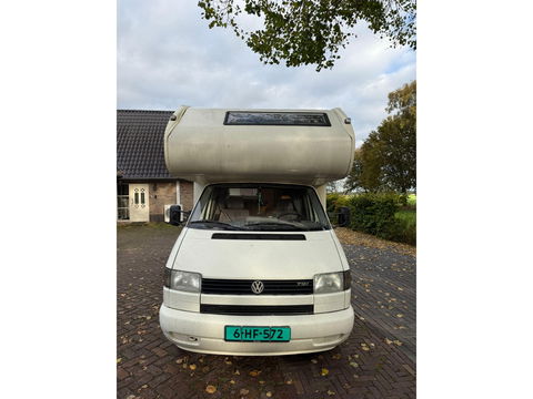 Volkswagen 70 x0d Camper Alkoof