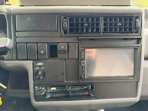 Volkswagen 70 x0d Camper Alkoof