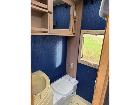 Volkswagen 70 x0d Camper Alkoof