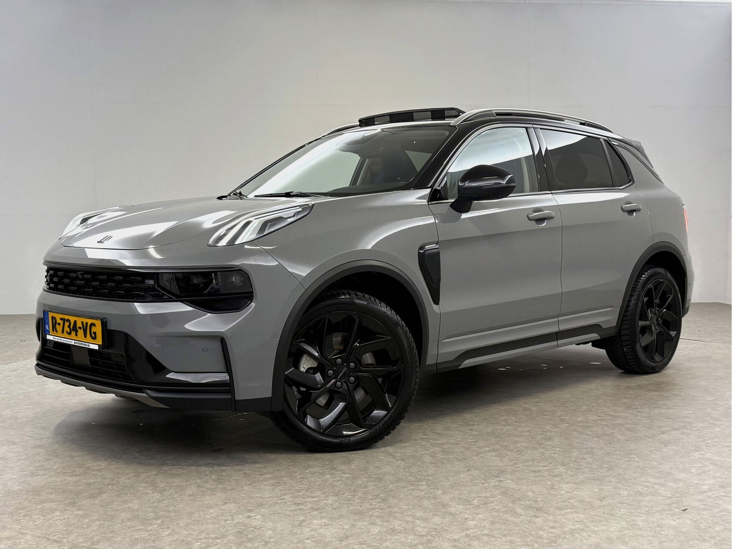 Lynk Co 01 1.5 | Nardo Grey | Pano | 360° | Memory | Virtual | Sfeerverl. | Carplay | Adaptive Cruise