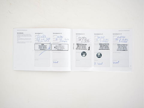 Volvo XC40 Recharge P8 AWD R-Design [ 3-Fase ] {SOH-89%} (INCL-BTW) *LEATHER-ALCANTARA | DIGI-COCKPIT | FULL-LED | PREMIUM-AUDIO | TOP-VIEW | CARPLAY | NAVI-FULLMAP | ECC | PDC | KEYLESS | HEATED-SPORTSEATS | BLIS | PRIVACY-GLASS | TOWBAR | 19 "ALU