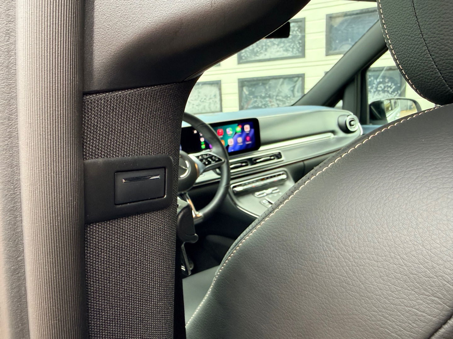 Mercedes-Benz EQV 300 L2 90kWh 8 Zits Leder - Veel Opties - AMG Style