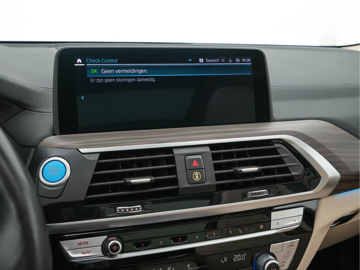 BMW iX3 High Executive 80 kWh {SOH-99%} [ 3-Fase ] (INCL.BTW) *PANO | HEAD-UP | ADAPTIVE-CRUISE | BLIND-SPOT | LUXURY-LEATHER | FULL-LED | HARMAN/KARDON | TOP-VIEW | MEMORY-PACK | AMBIENT-LIGHT | DIGI-COCKPIT | NAVI-FULLMAP | 20''ALU | TOWBAR